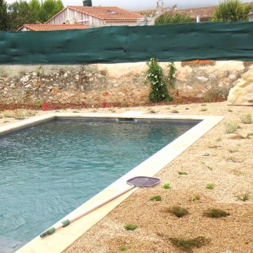 La Roque d'Anthéron - Aménagement des abords d'une piscine - après