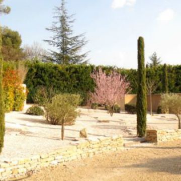 Aménagement d'une allée style provençal à Aix-en-Provence - Après