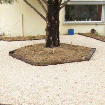 Entretien d'un jardinet à Luynes - Après